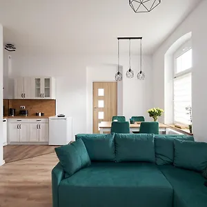 https://apartamenty-u-bratkw.karpacz-hotel.com